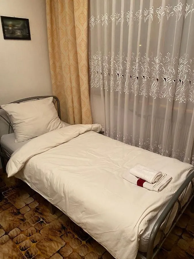 Bella Casa Economy Villa - Skibowa, Close To Bielany Wroclaw Apartment